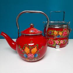 Théière rouge  artisanale du Cachemire, peinte à la main
