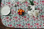 Tenture indienne coton blockprint 270x225cm fleurs roses feuilles vertes