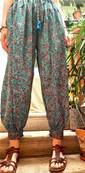 Pantalon large resserré aux chevilles fleuri turquoise