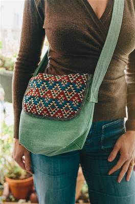 Sac Besace Canvas motifs INCA vert et losanges médium