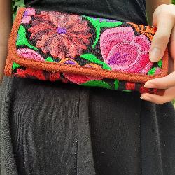 Porte feuille motifs fleur rose Guatémala