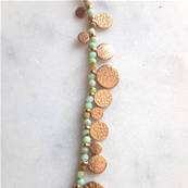 Collier perlé pierres sequins doré alternant vert clair