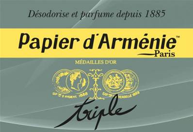 Carnet de 12 feuilles de PAPIER d'ARMENIE vert