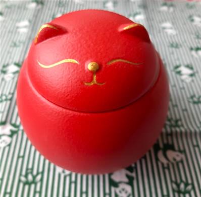 Boite à thé chat rouge