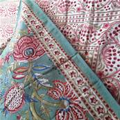 Tenture indienne block print 270x225 cm – Vert d’eau floral