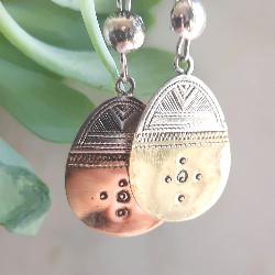 Boucles d’Oreilles Touareg ovale Argent et Laiton – Bijoux Ethniques Artisanaux 9018