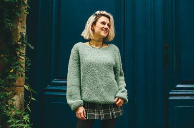 Pull col V mohair vert clair