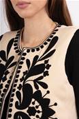 Gilet beige sans manche broderies ethniques
