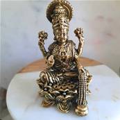 Lakshmi sur lotus