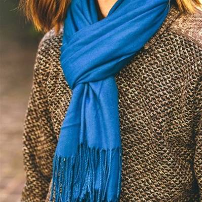 Etole en viscose et cachemire bleu canard