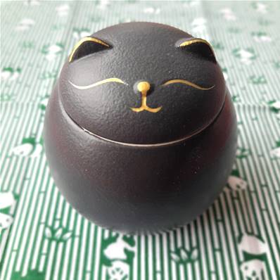 Boite à thé chat noir