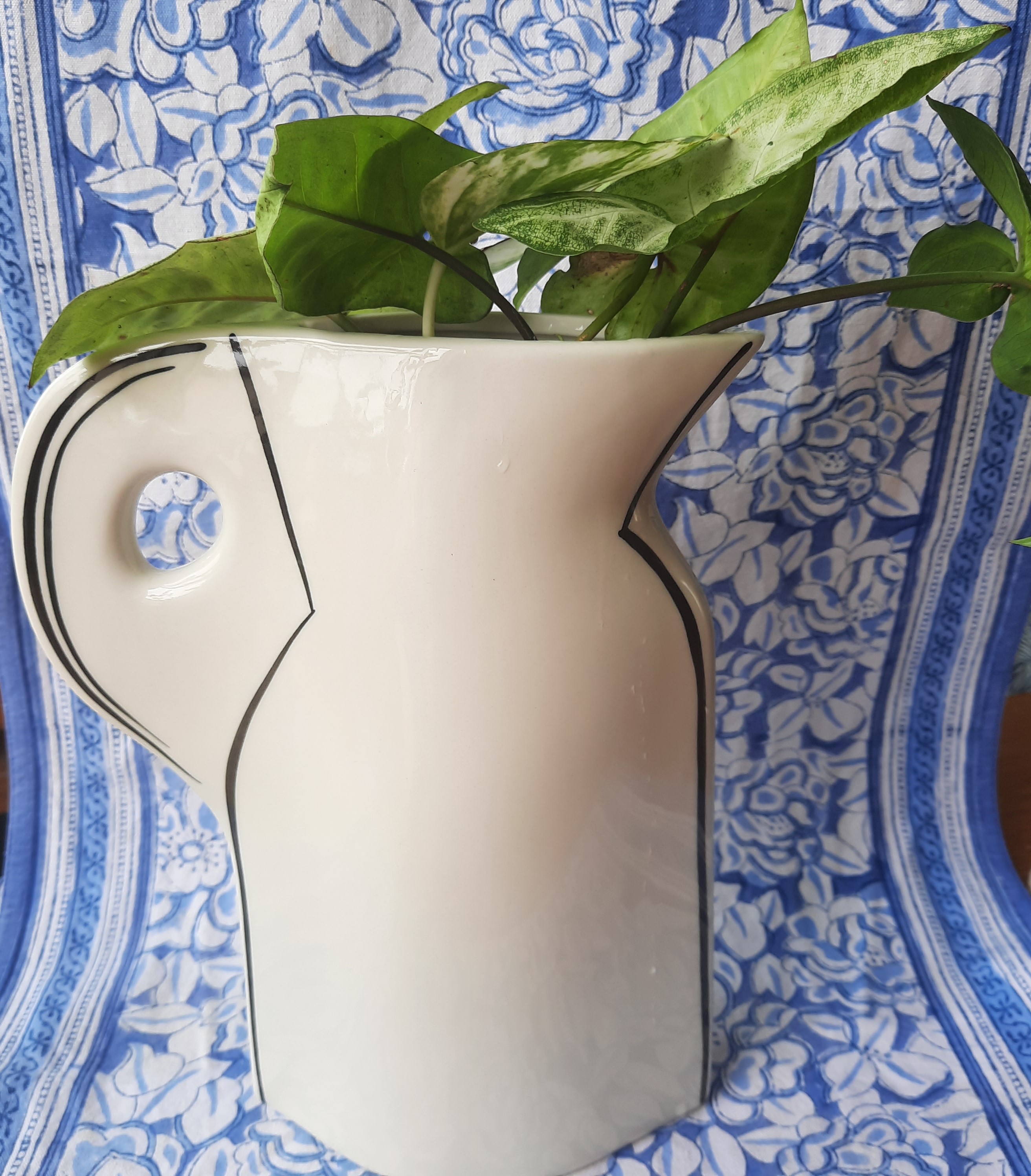 Vase stylisé moderne 24 cm