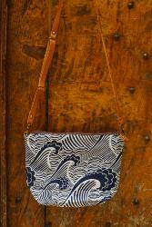 Sac à main japonais petit tissus indigo motif Vagues