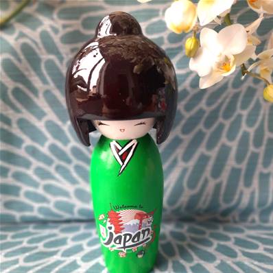 Poupée kokeshi Grand modèle modèle verte