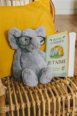 Doudou éléphant gris doux moyen 31cm Jellycat