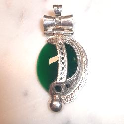 Collier touareg argent pierre verte et argent