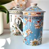 Tisanière chinoise antique bleu ciel et fleurs blanches