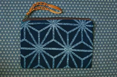 Trousse grand modèle indigo motif Etoile fond bleu