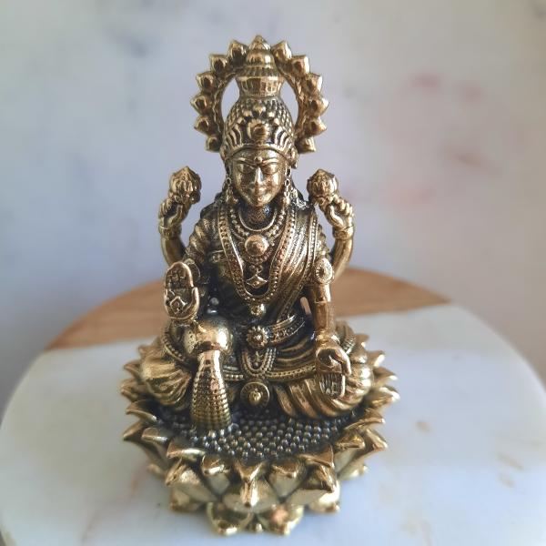 Grande Lakshmi premium