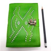 Carnet en cuir vert 1 crochet 13X19 cm
