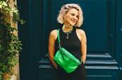 Sac banane en cuir brillant vert anis