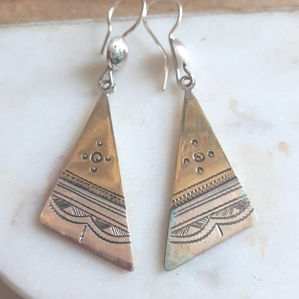 Boucles d’Oreilles Touareg conique Argent et Laiton – Bijoux Ethniques Artisanaux 9017