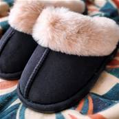 Chaussons hiver fourrés noir du 37 au 39