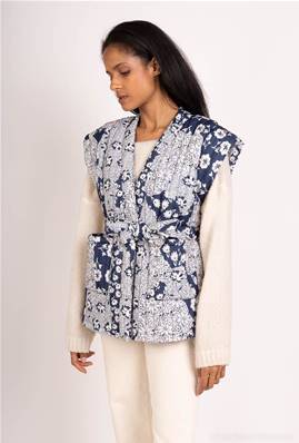 Gilet fleuri melletonné sans manche avec ceinture