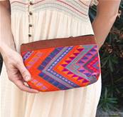 Pochette zippée motifs géométriques 4