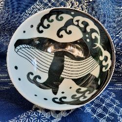 Bol japonais motif baleine diam 13cm x7,5 cm