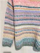 Pull col roulé moelleux à rayures pastel – Taille unique