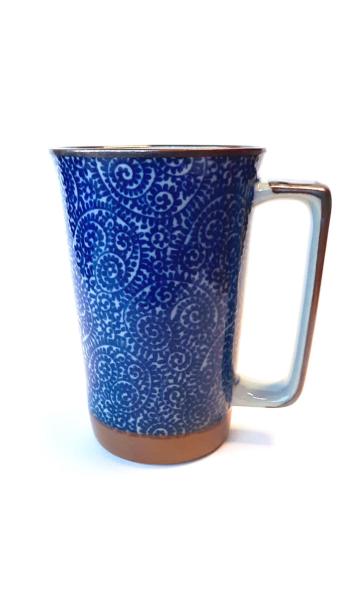 Mug japonais motif pieuvre bleu spirale
