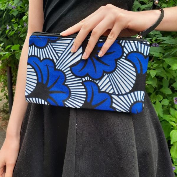 Trousse en wax fleur de mariage bleu