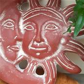 Lune et soleil  rouge en terre cuite artisanat mexicain 27 cm 