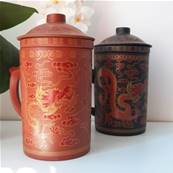 Tisanière chinoise antique en terre dragon couleur brique