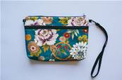 Trousse japonaise zippée motif fleuri turquoise