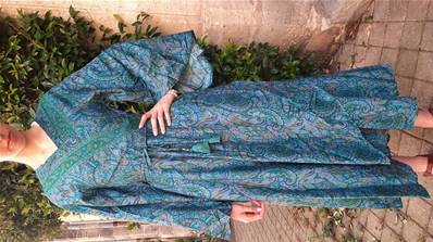 Robe cache cœur longue bleu motifs cachemire