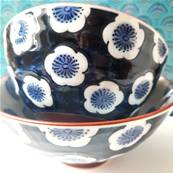 Duo de Bols Japonais bleus aux fleurs blanches