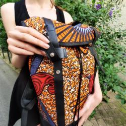 Sac à dos en wax motif orange et rouge
