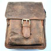 Sacoche homme en cuir de buffle vintage 28X23X10cm avec rabat
