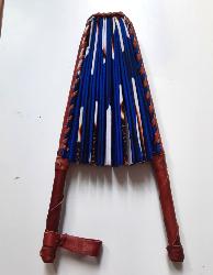 Éventail pliable en tissu Wax africain bleu – Fabrication artisanale du Mali