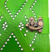Carnet en cuir vert 1 crochet 13X19 cm