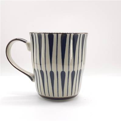 Tasse à thé japonaise motif rayures gouttes bleues 9cm