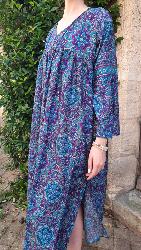 Robe ethnique longue et large violette