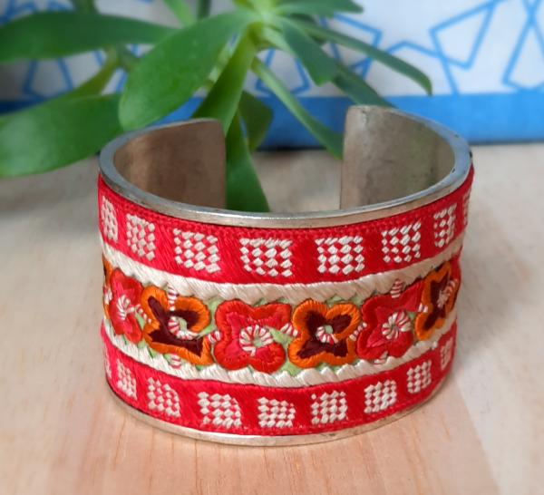 Bracelet ethnique Tibétain, tissus brodé Chökyong