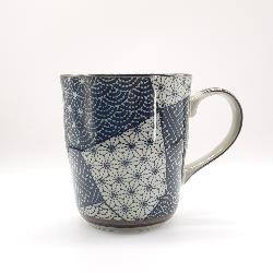 Tasse à thé japonaise motif patchwork bleu 9cm