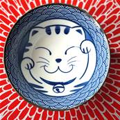 Bol japonais chat bleu au grelot 19,5 cm x 8 cm