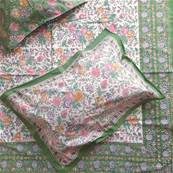 Tenture indienne block print 270x225 cm – Vert floral