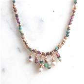 Collier perlé rose pierres pampilles