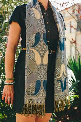 Echarpe foulard femme motif indien bleu foncé